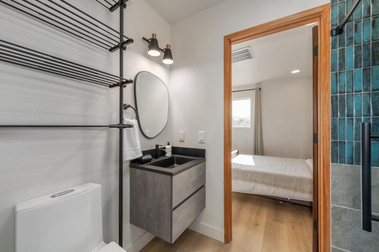 @ Marbella Lane - Rainbow House Glampers Paradise Joshua Tree Extérieur photo